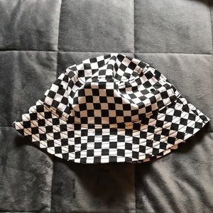 checkered bucket hat